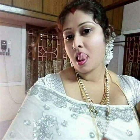 Chut fucking of sexy cock sucker bhabhi